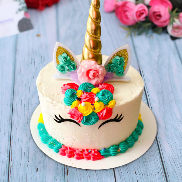 Midnight Magic' Unicorn Cake with Candy Bark - Elizabeth's Kitchen Diary