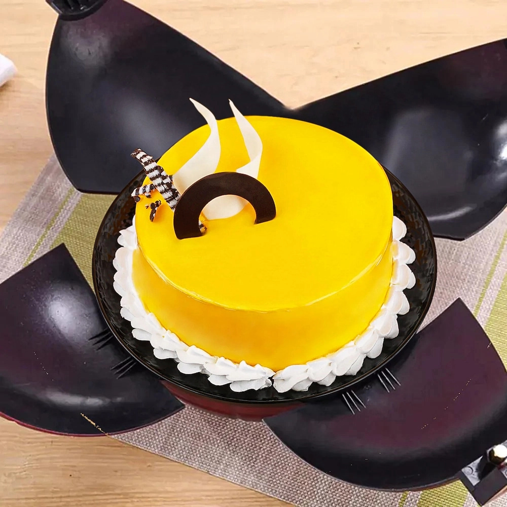 Send happy birthday designer mango cake online by GiftJaipur in Rajasthan