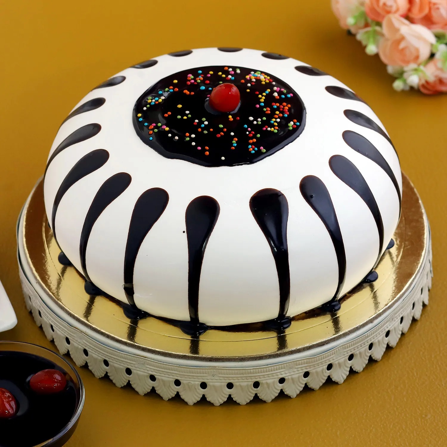 White Forest Cake | Cake Roasters