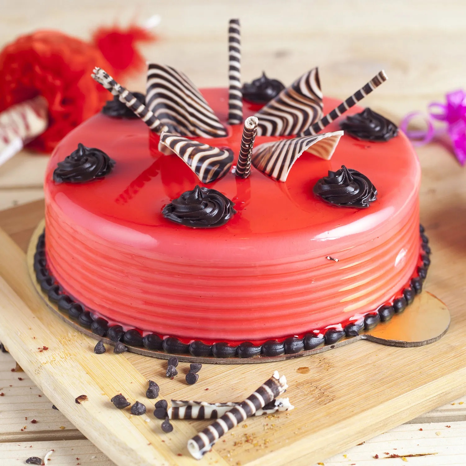  Choco Drop Strawberry Cream Cake