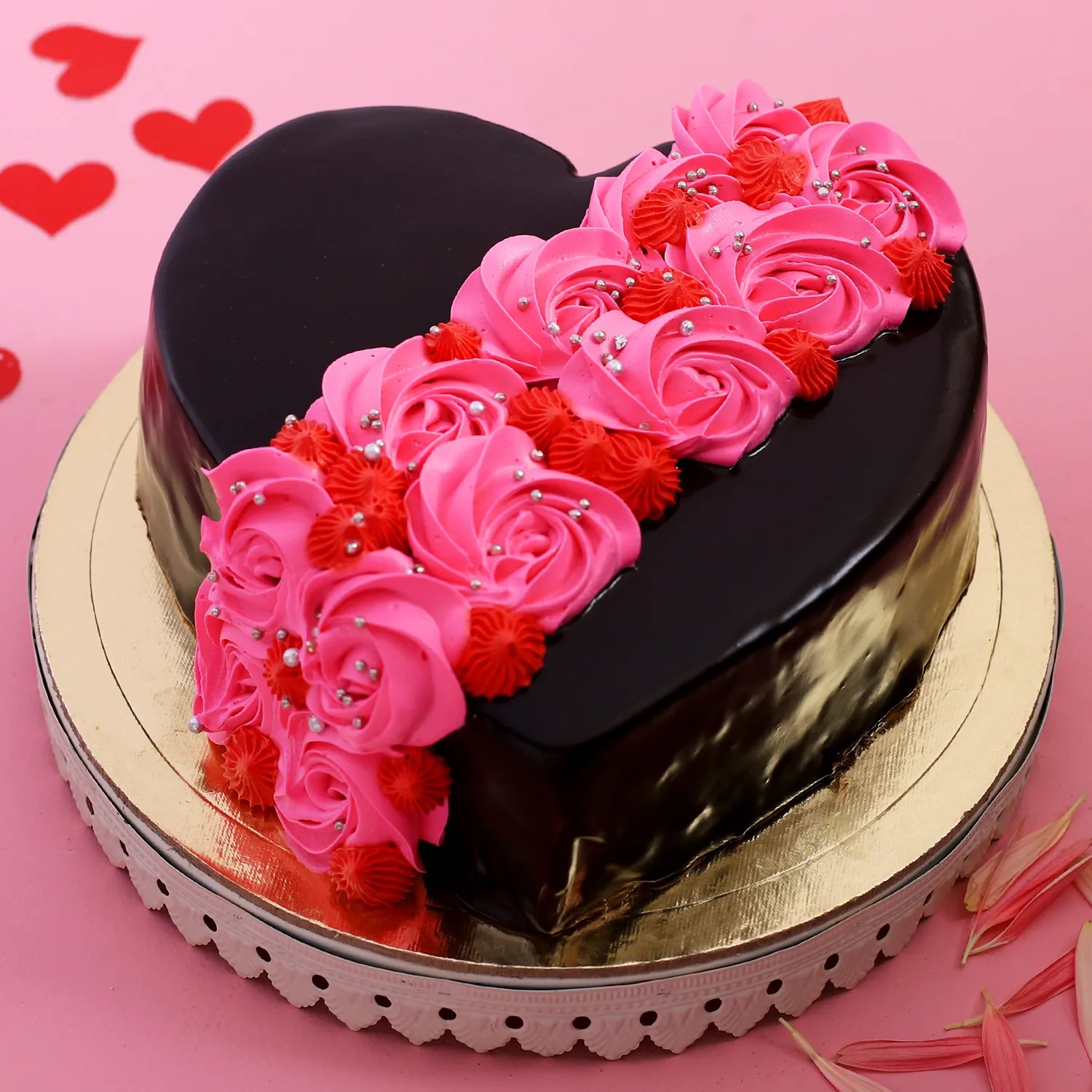  Roses On Heart Designer Cake