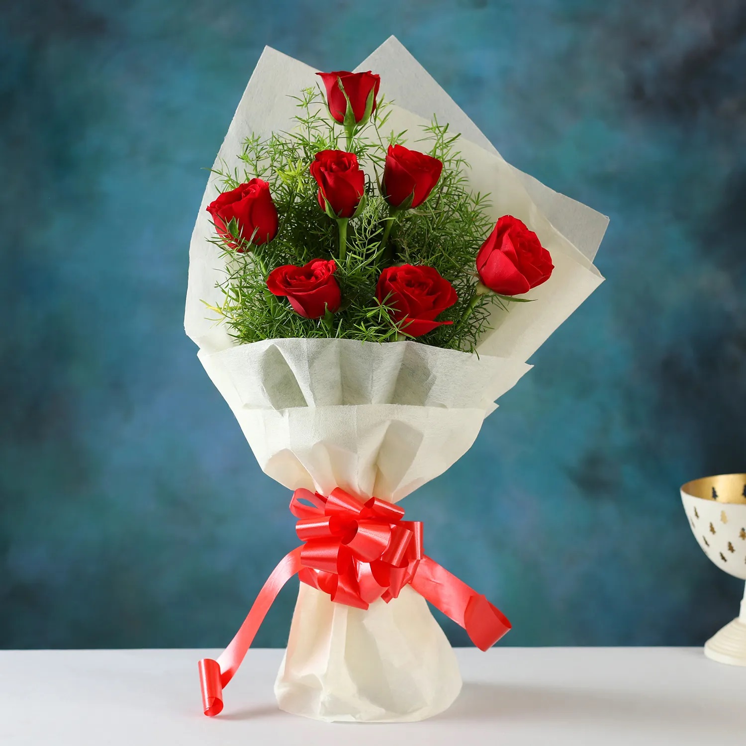  Serendipity Red Roses Bunch