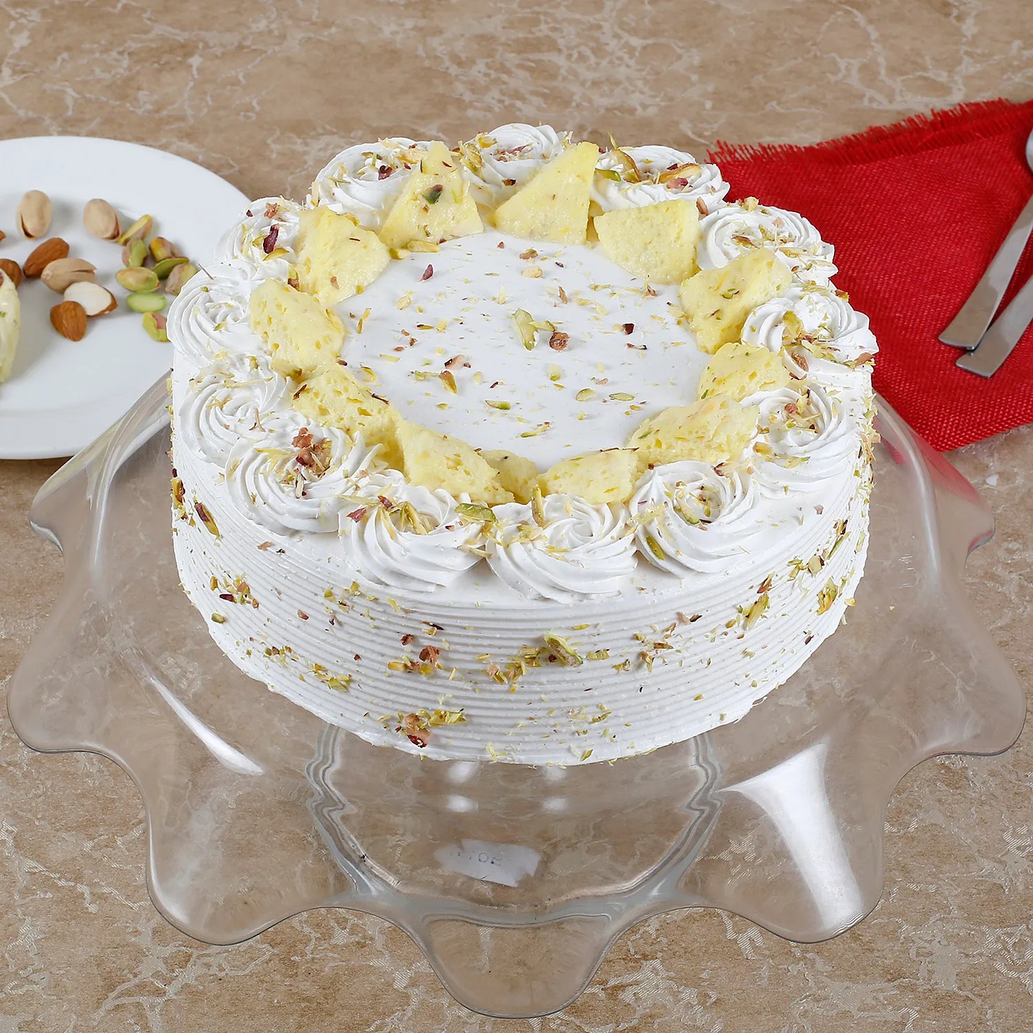 Cake Made Cream White Chocolate Vanilla Flavour Vanilla Butter Cake Stock  Vector by ©vectorsmarket 206243140